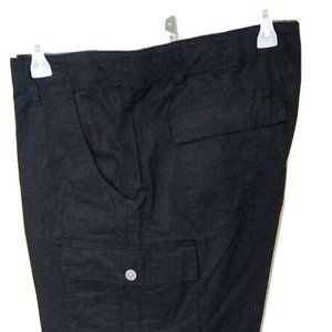 Men's size 44 Black Cargo Shorts, appx knee length